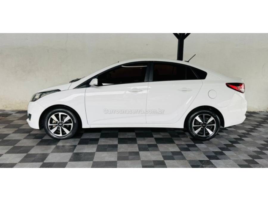 HYUNDAI - HB20S - 2019/2019 - Branca - R$ 67.900,00