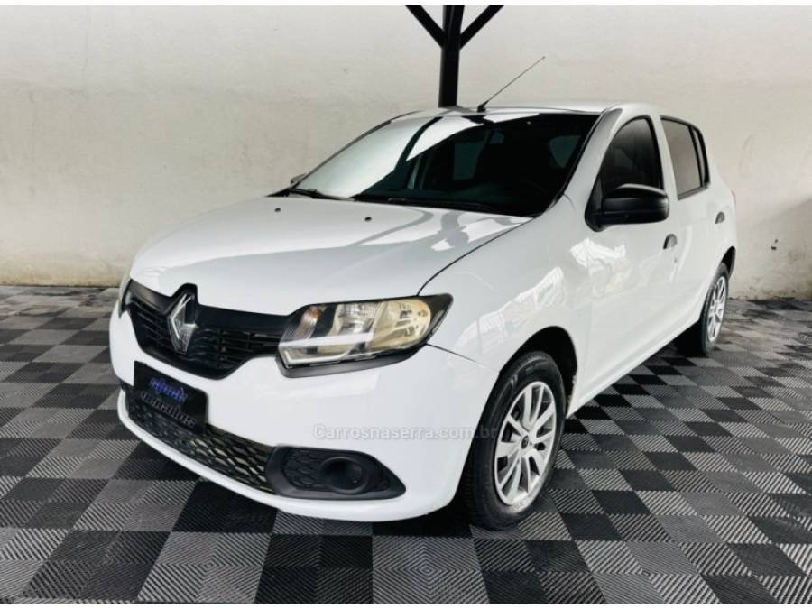 RENAULT - SANDERO - 2015/2016 - Branca - R$ 37.900,00