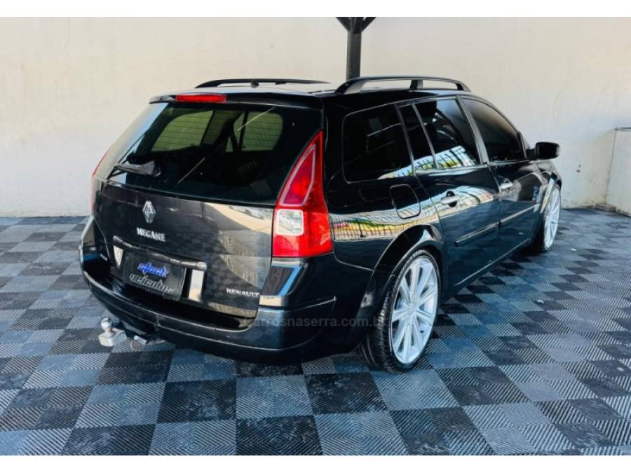 RENAULT - MÉGANE - 2012/2013 - Preta - R$ 32.900,00