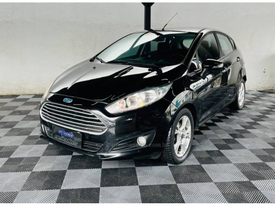 FORD - FIESTA - 2013/2014 - Preta - R$ 42.900,00