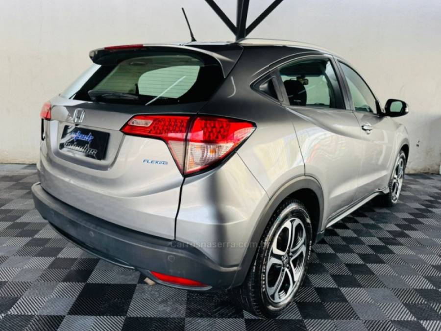 HONDA - HR-V - 2015/2016 - Cinza - R$ 85.900,00
