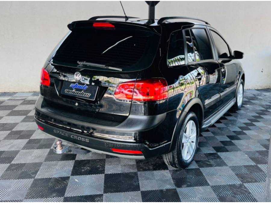 VOLKSWAGEN - SPACE CROSS - 2011/2012 - Preta - R$ 39.900,00