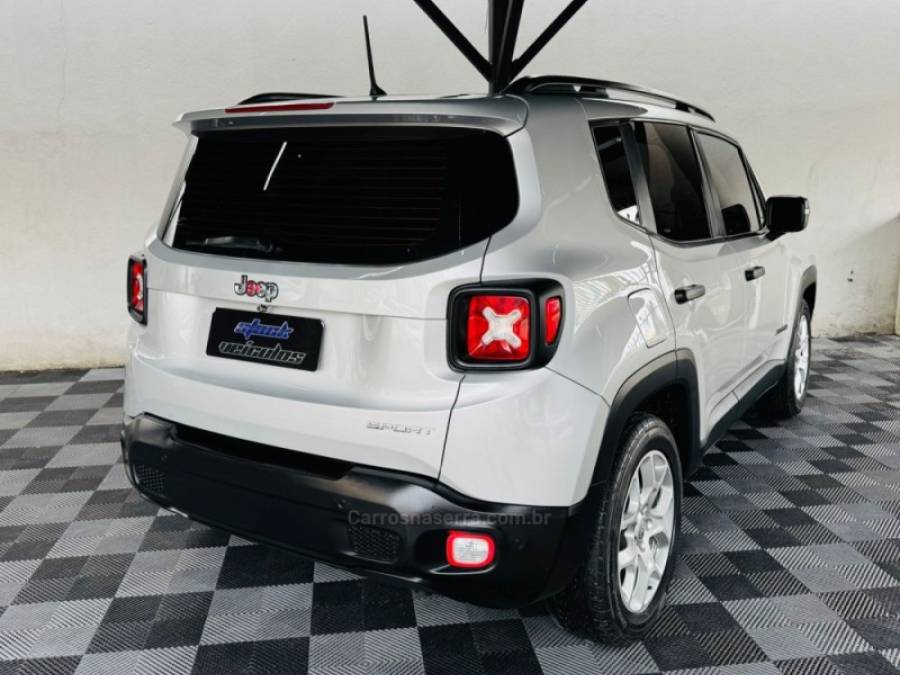 JEEP - RENEGADE - 2017/2018 - Prata - R$ 68.900,00