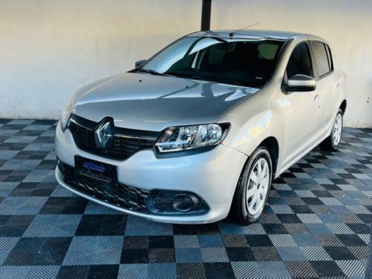 RENAULT - SANDERO - 2016/2017 - Prata - R$ 33.900,00