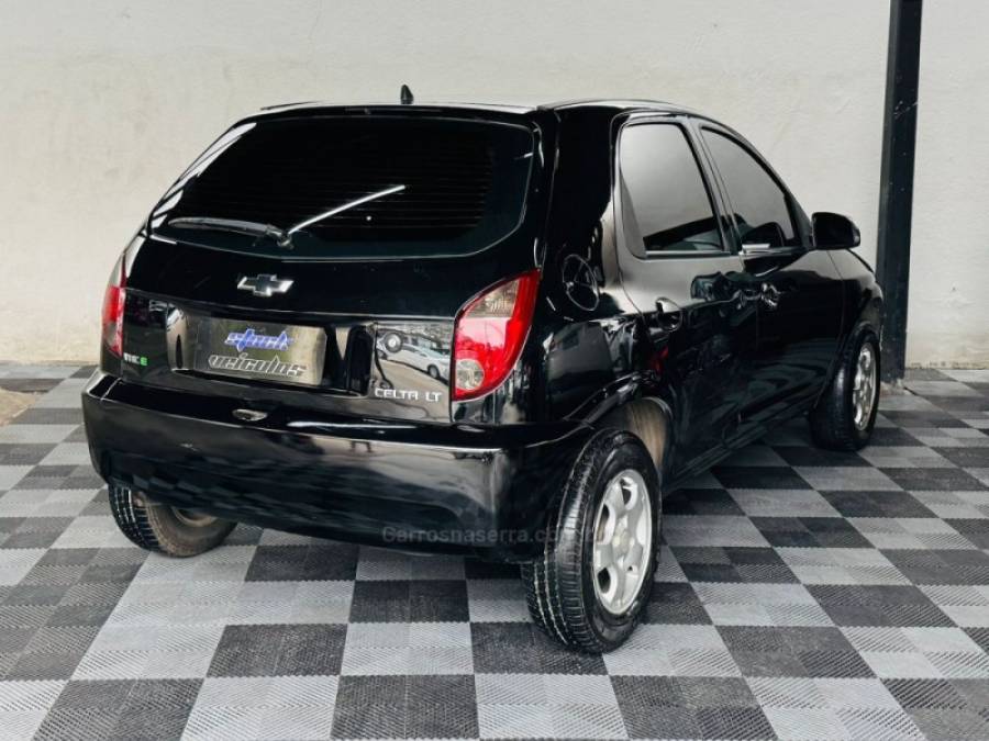 CHEVROLET - CELTA - 2013/2012 - Preta - R$ 27.900,00