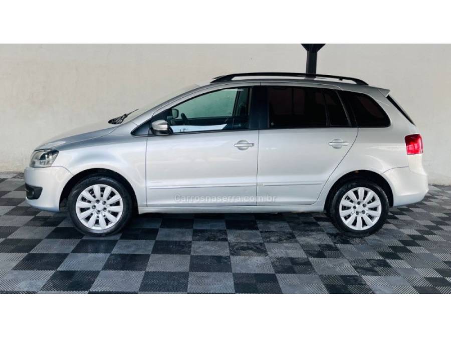 VOLKSWAGEN - SPACEFOX - 2012/2013 - Prata - R$ 41.900,00