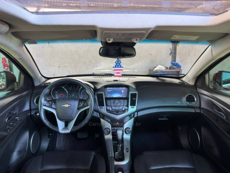CHEVROLET - CRUZE - 2013/2014 - Vermelha - R$ 68.900,00