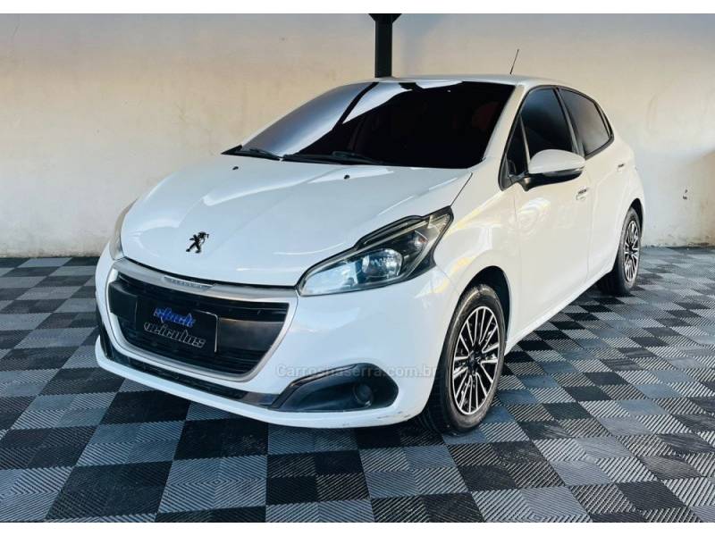 PEUGEOT - 208 - 2017/2018 - Branca - R$ 43.900,00