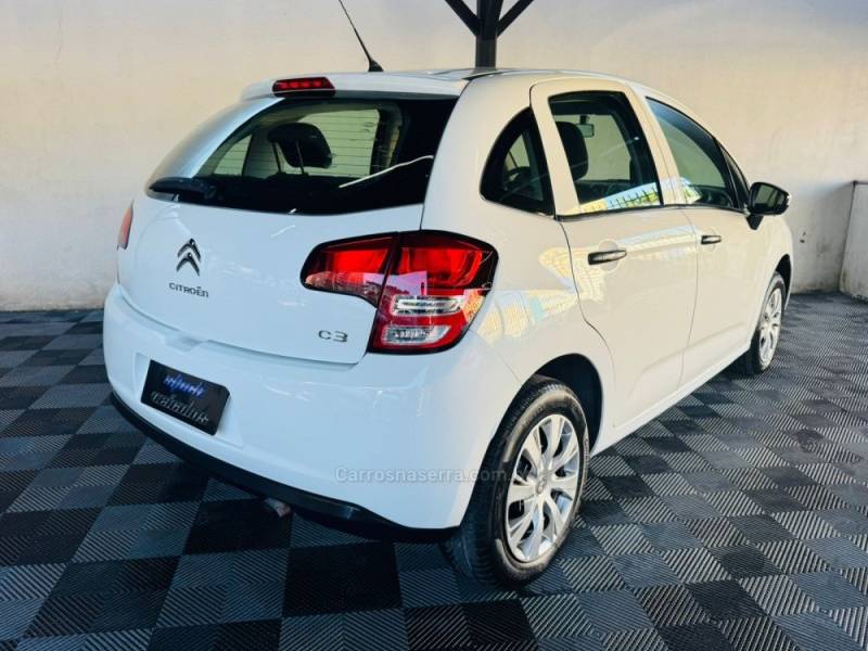 CITROËN - C3 - 2014/2015 - Branca - R$ 36.900,00