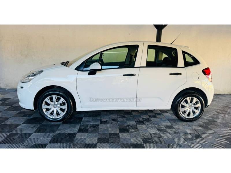 CITROËN - C3 - 2014/2015 - Branca - R$ 36.900,00
