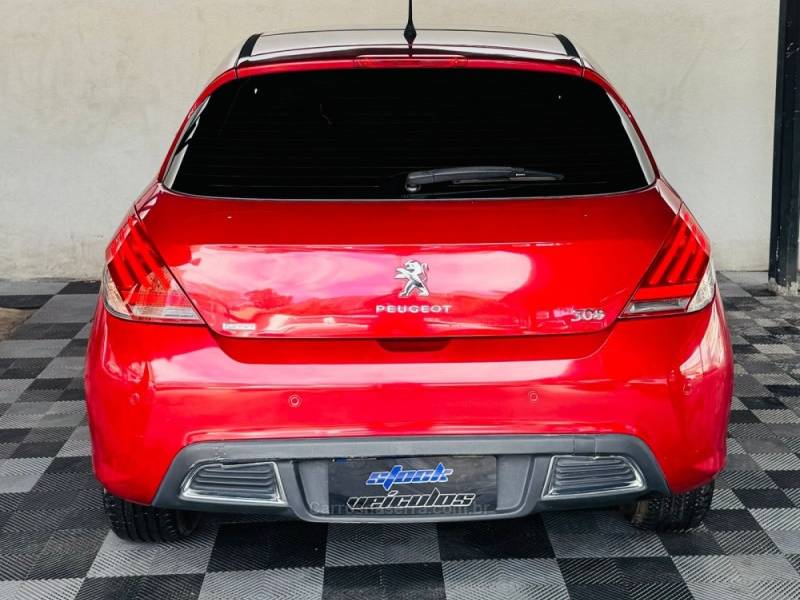 PEUGEOT - 308 - 2015/2016 - Vermelha - R$ 51.900,00