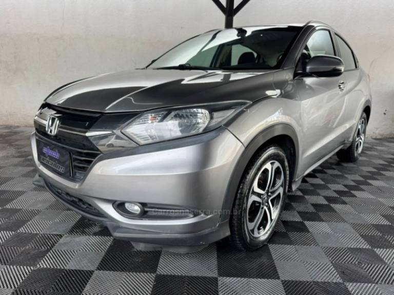 HONDA - HR-V - 2015/2016 - Cinza - R$ 85.900,00
