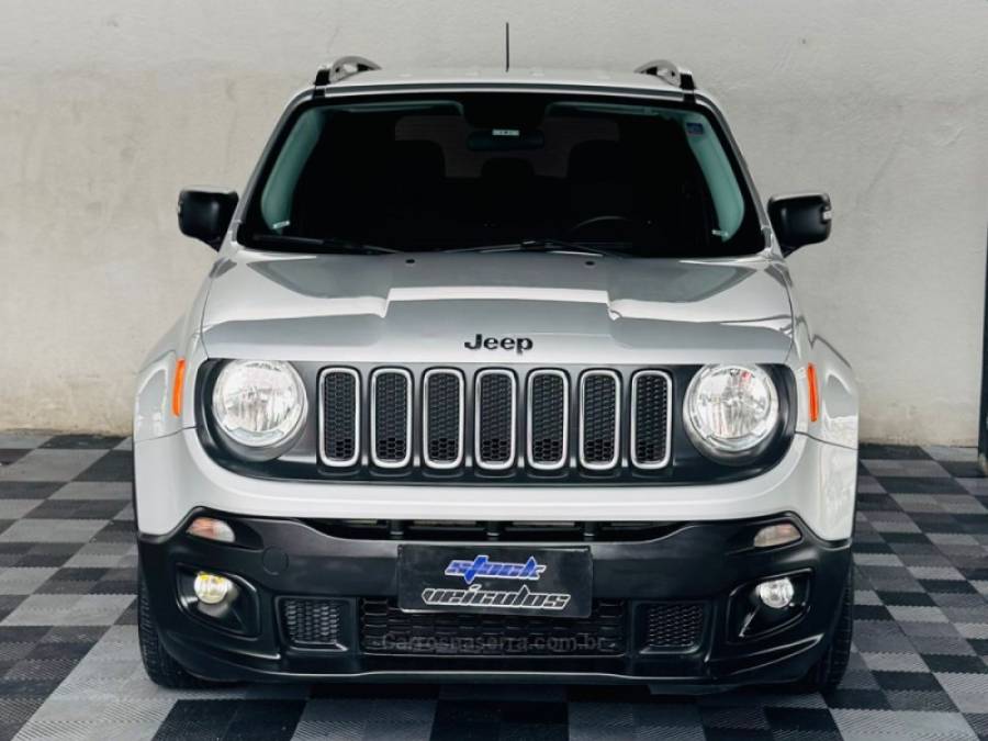 JEEP - RENEGADE - 2017/2018 - Prata - R$ 68.900,00