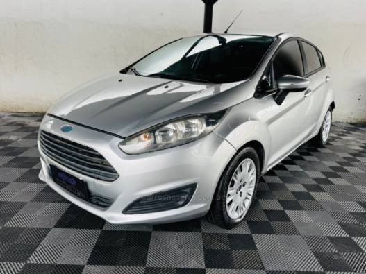 FORD - FIESTA - 2013/2014 - Prata - R$ 40.900,00