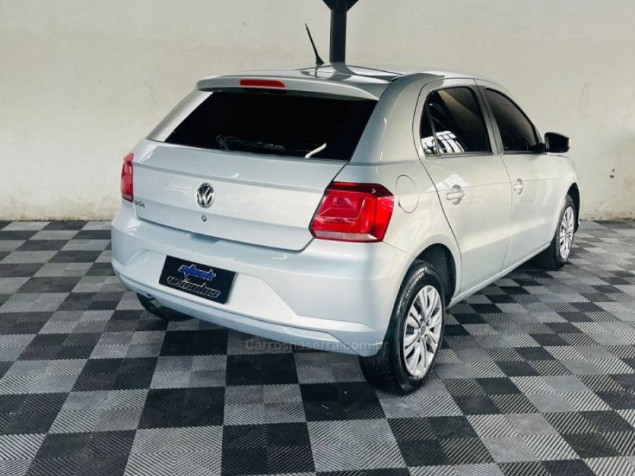 VOLKSWAGEN - GOL - 2019/2020 - Prata - R$ 47.900,00