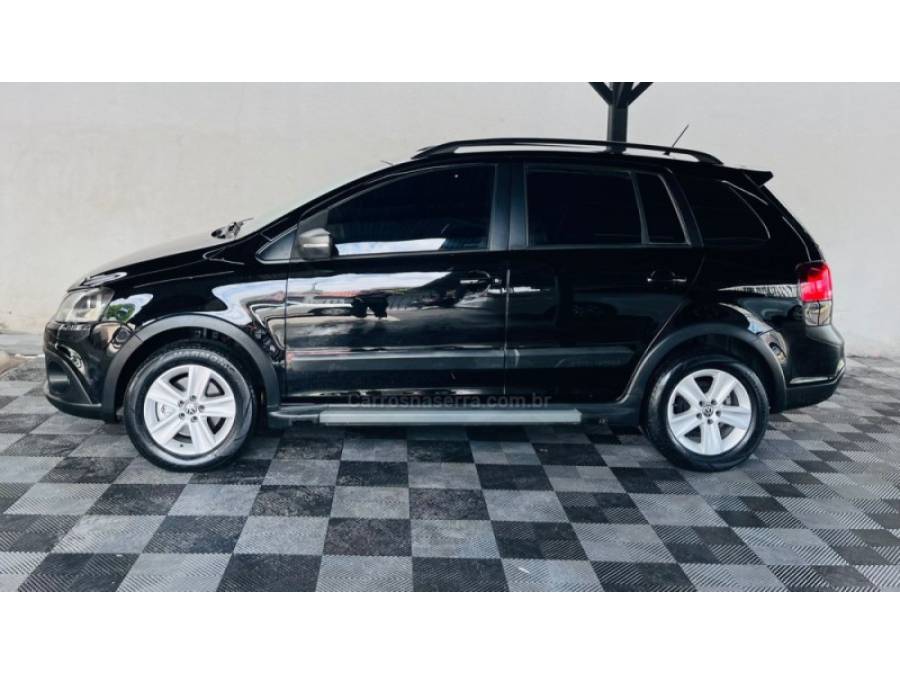 VOLKSWAGEN - SPACE CROSS - 2011/2012 - Preta - R$ 39.900,00