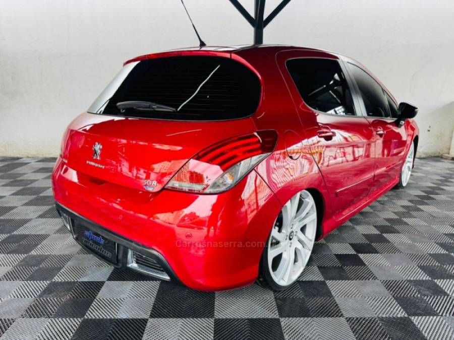 PEUGEOT - 308 - 2015/2016 - Vermelha - R$ 53.900,00