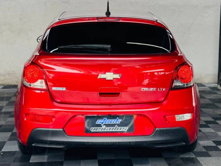 CHEVROLET - CRUZE - 2013/2014 - Vermelha - R$ 68.900,00