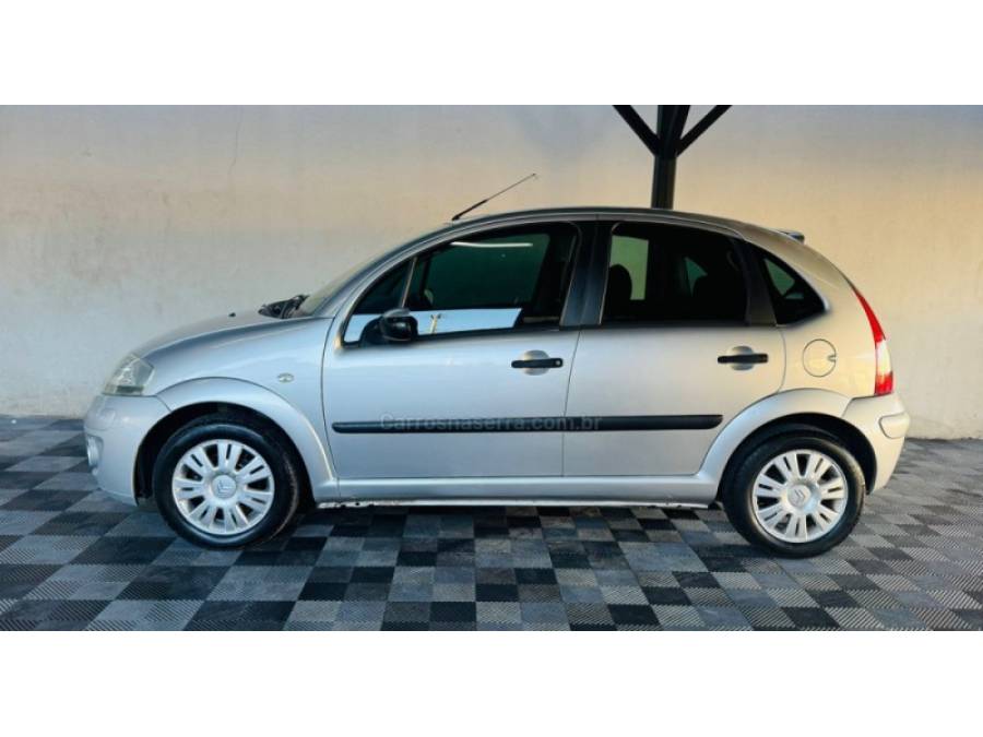 CITROËN - C3 - 2010/2011 - Prata - R$ 23.900,00