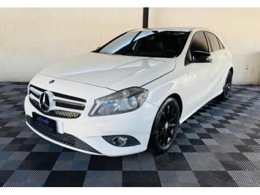 MERCEDES-BENZ - A 200 - 2013/2013 - Branca - R$ 71.900,00