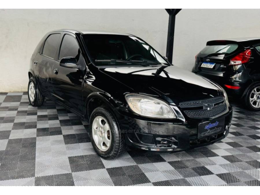 CHEVROLET - CELTA - 2013/2012 - Preta - R$ 27.900,00