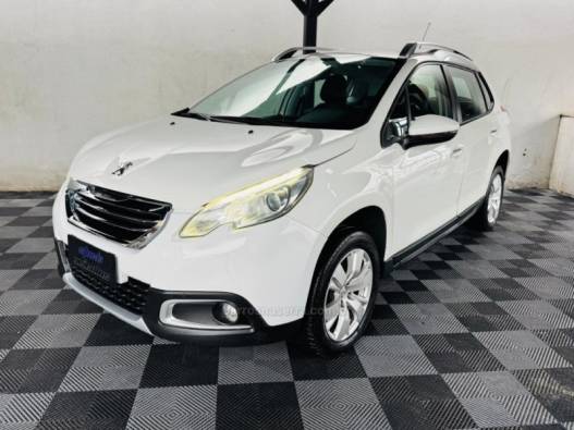PEUGEOT - 2008 - 2016/2017 - Branca - R$ 51.900,00