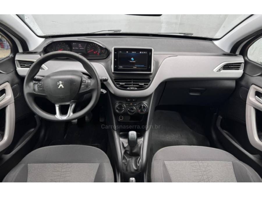 PEUGEOT - 208 - 2017/2018 - Branca - R$ 43.900,00
