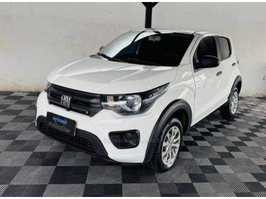 FIAT - MOBI - 2022/2023 - Branca - R$ 53.900,00