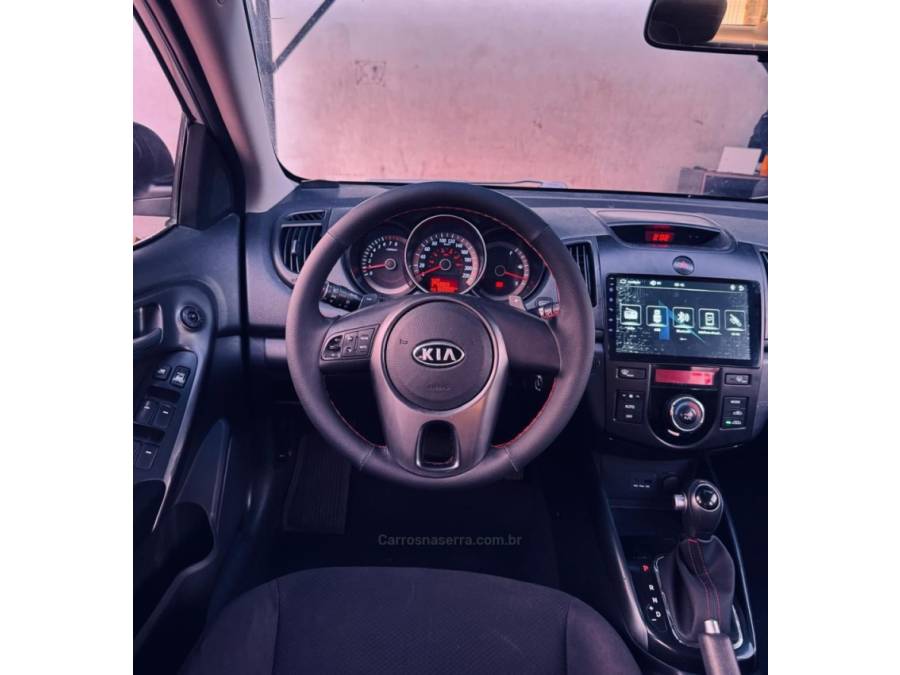 KIA MOTORS - CERATO - 2012/2012 - Prata - R$ 48.900,00