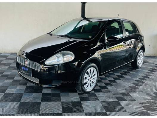 FIAT - PUNTO - 2010/2011 - Preta - R$ 29.900,00